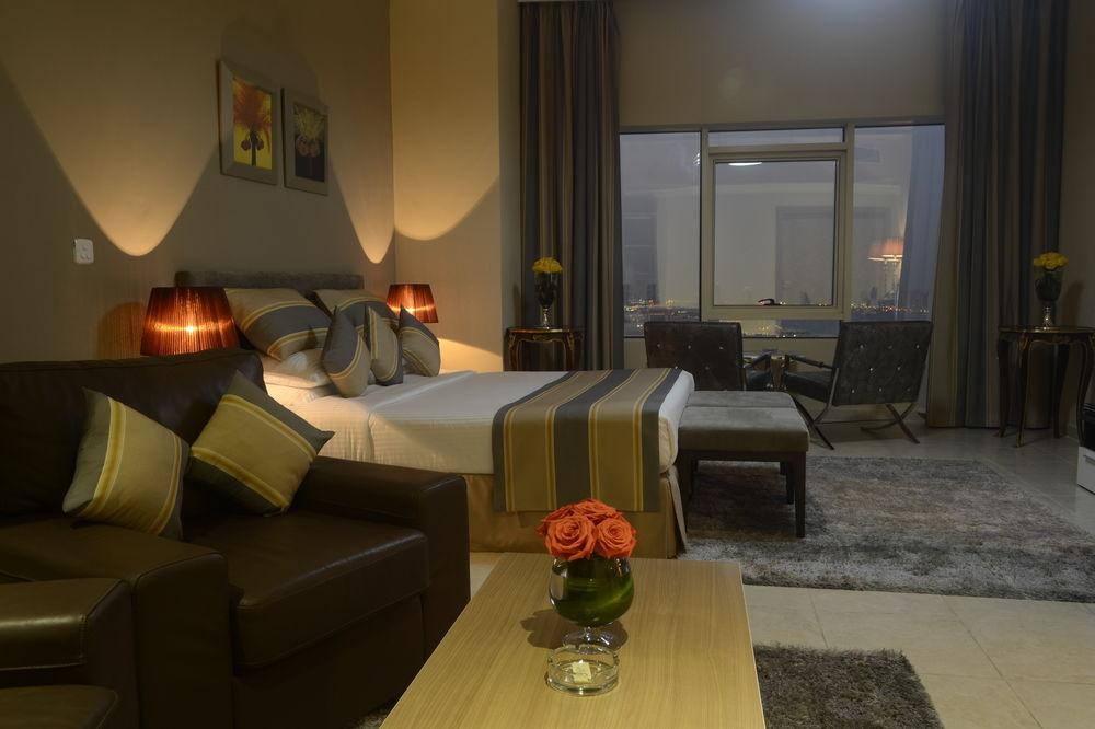 Magnum Hotel & Suites West Bay Доха Экстерьер фото