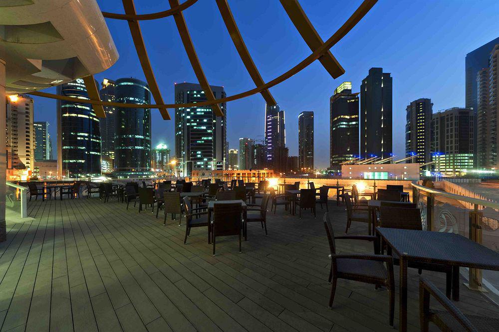 Magnum Hotel & Suites West Bay Доха Экстерьер фото