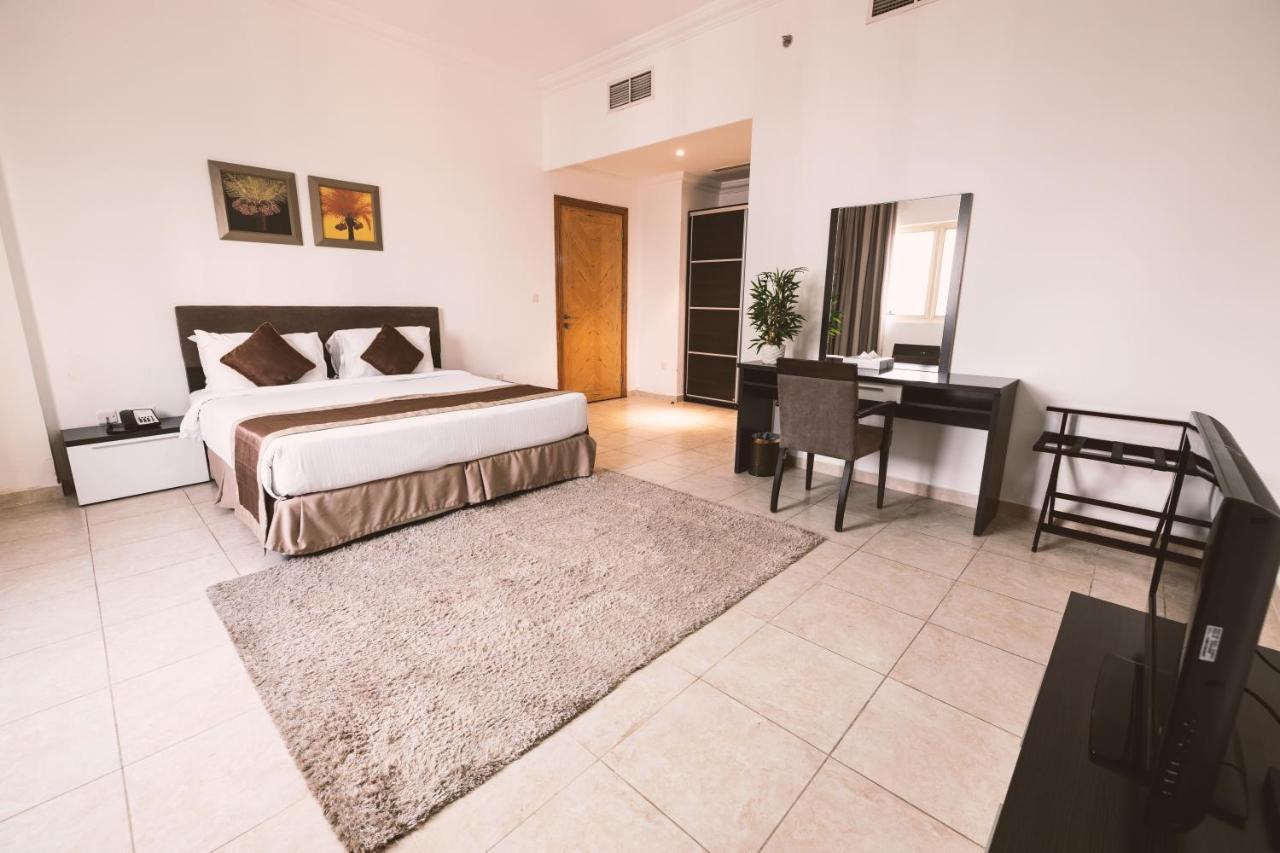 Magnum Hotel & Suites West Bay Доха Экстерьер фото