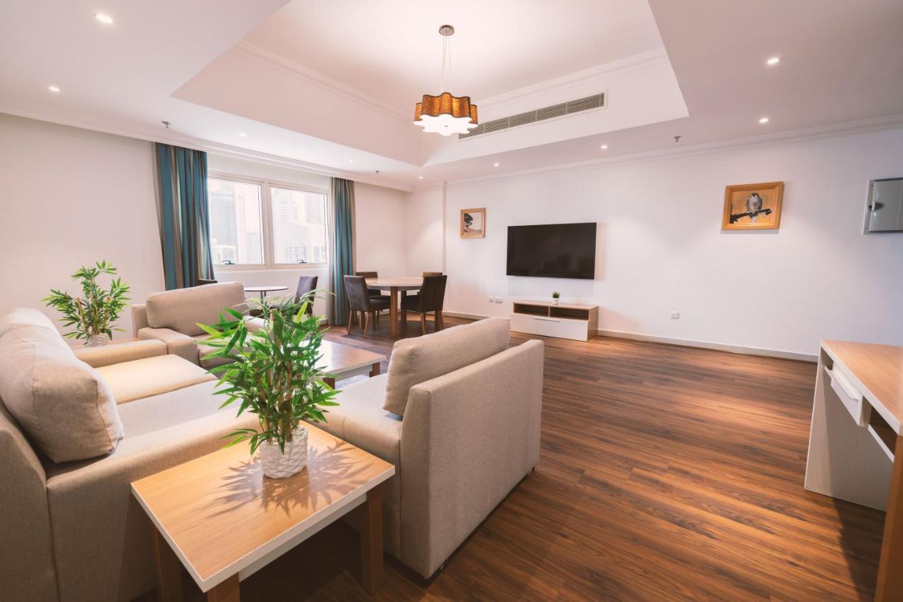 Magnum Hotel & Suites West Bay Доха Экстерьер фото