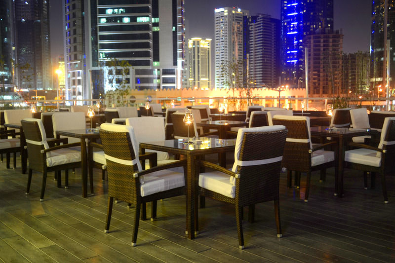 Magnum Hotel & Suites West Bay Доха Экстерьер фото