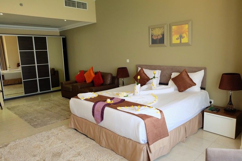 Magnum Hotel & Suites West Bay Доха Экстерьер фото
